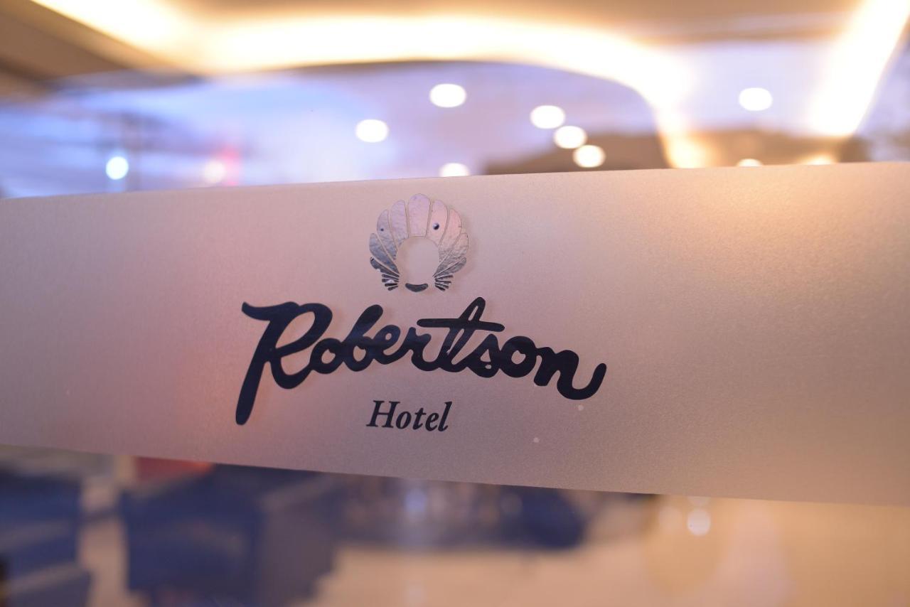 Robertson Hotel Нага Екстериор снимка