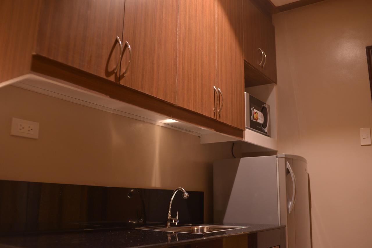 Robertson Hotel Нага Екстериор снимка