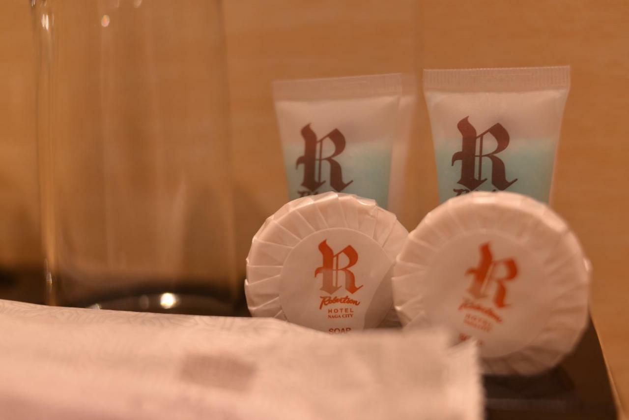 Robertson Hotel Нага Екстериор снимка